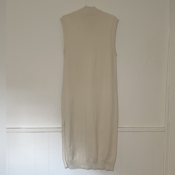 Cream sweater dress - Picture 3 of 7